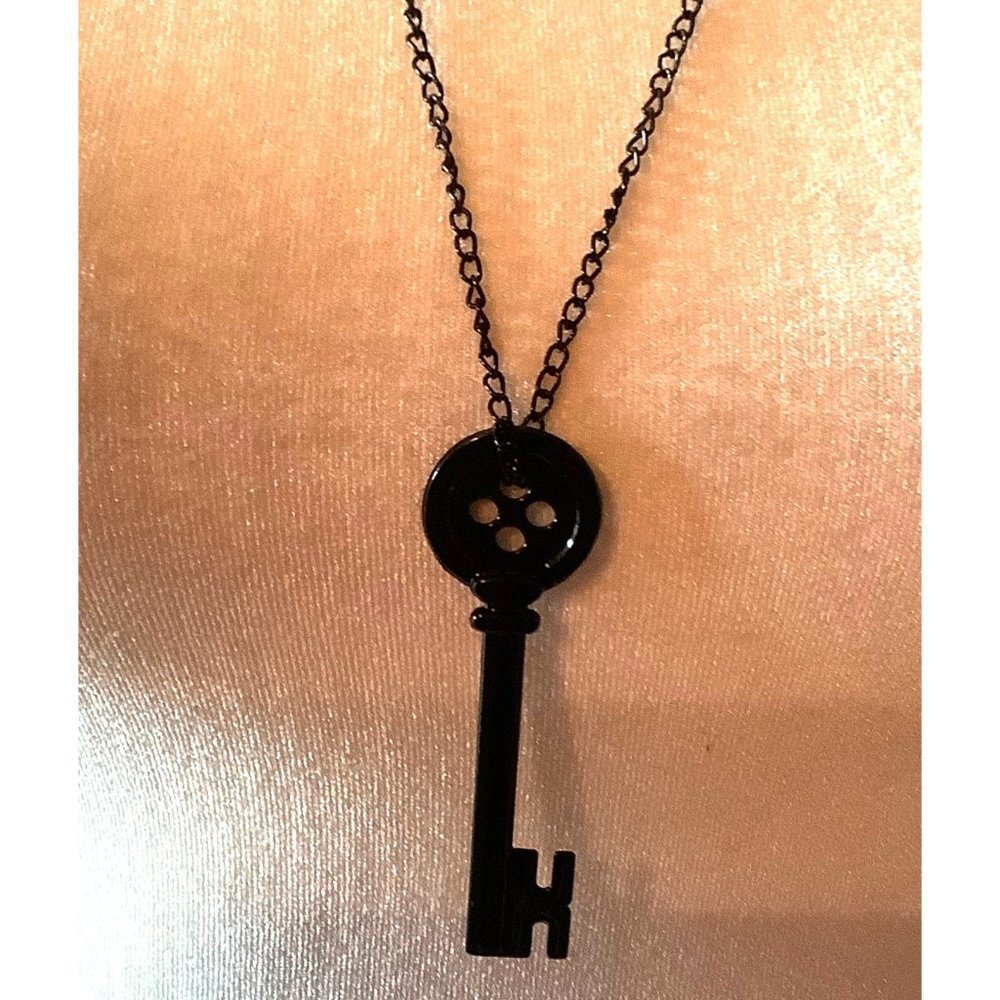 Key to My Heart Black  Necklace -- 27"
